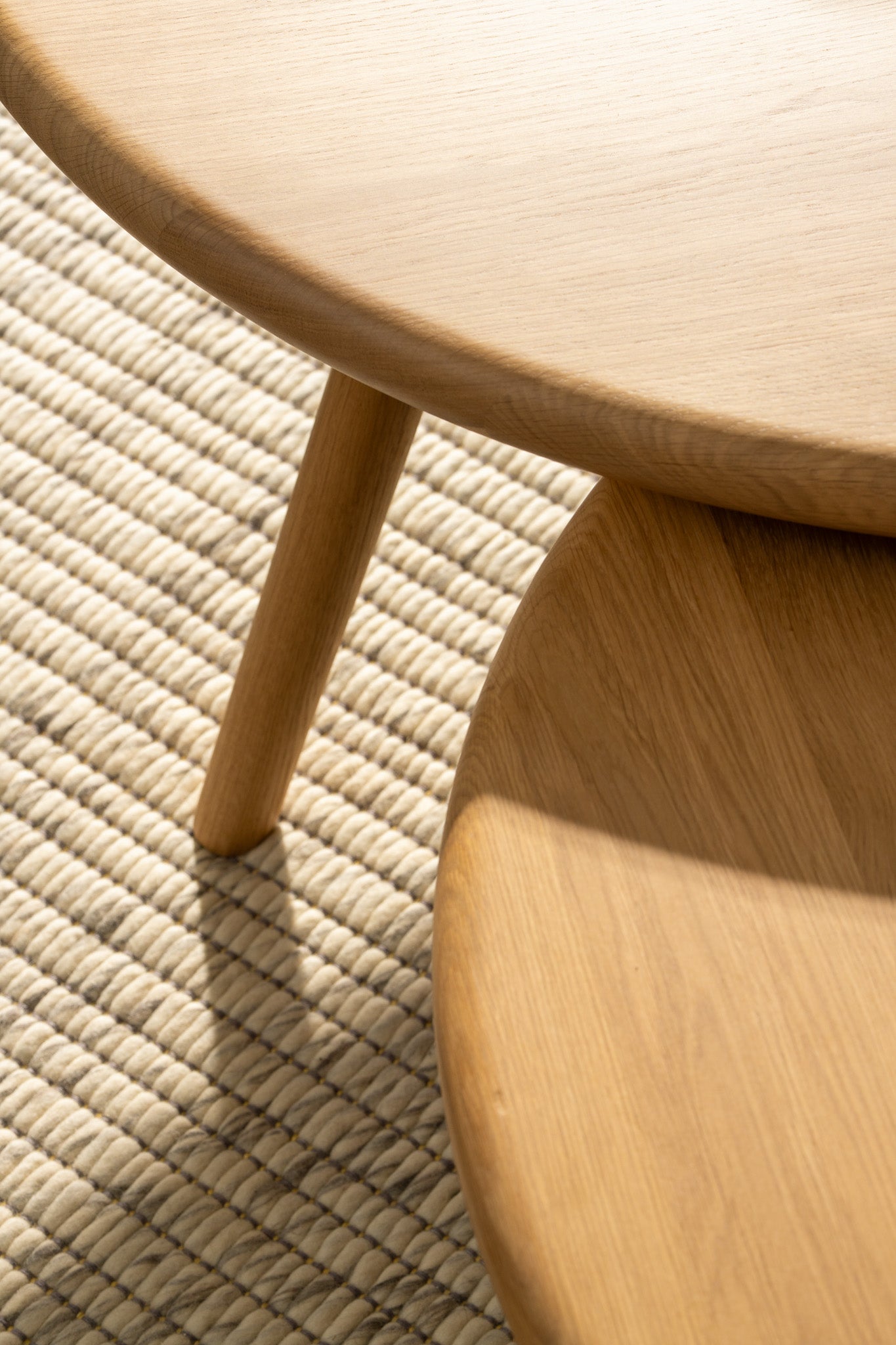 ARLEN | Round Coffee Table