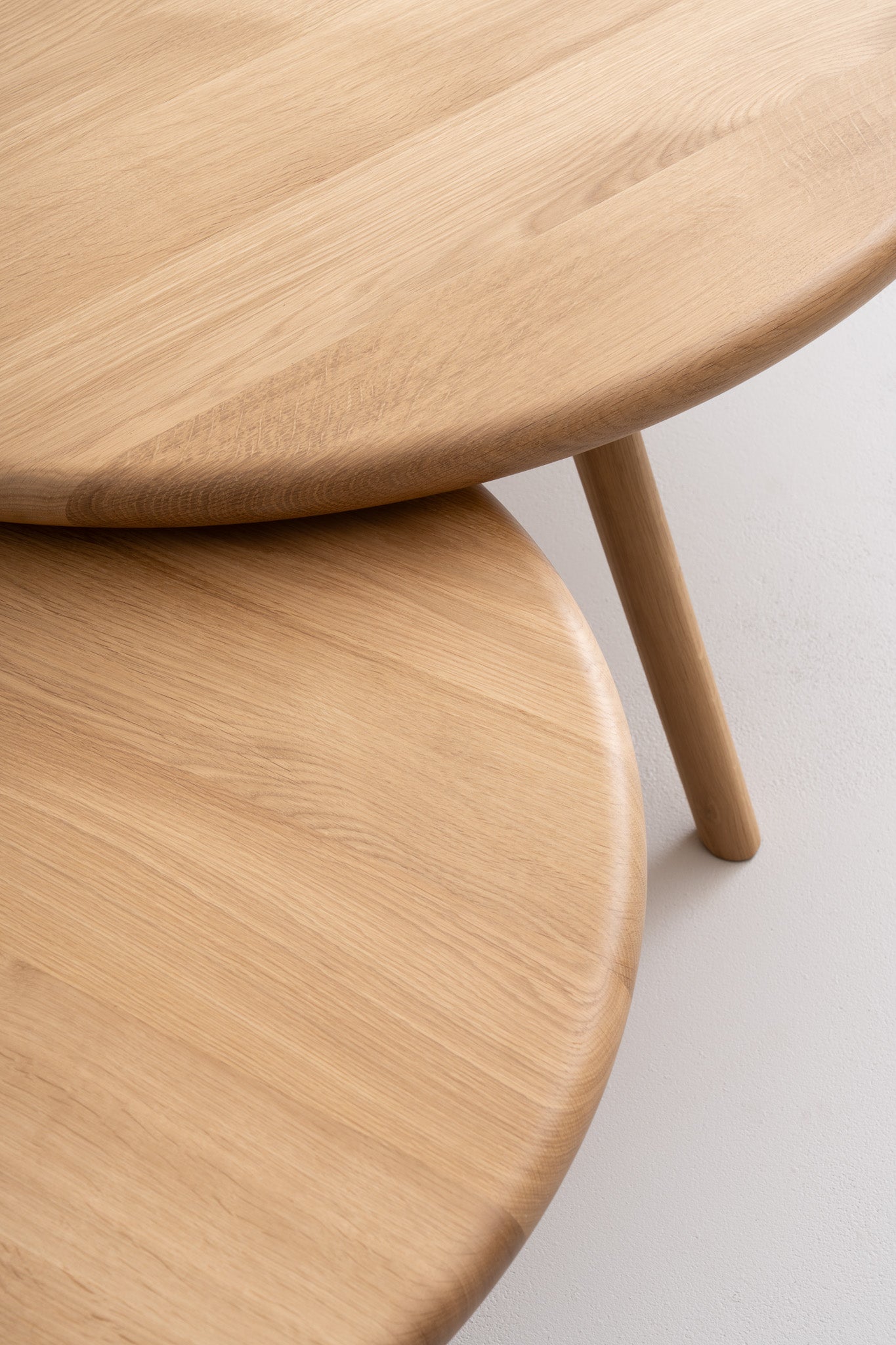 ARLEN | Round Coffee Table