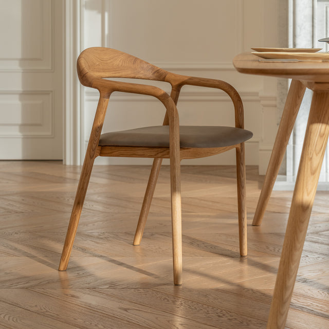 LELA S | Chaise image 2