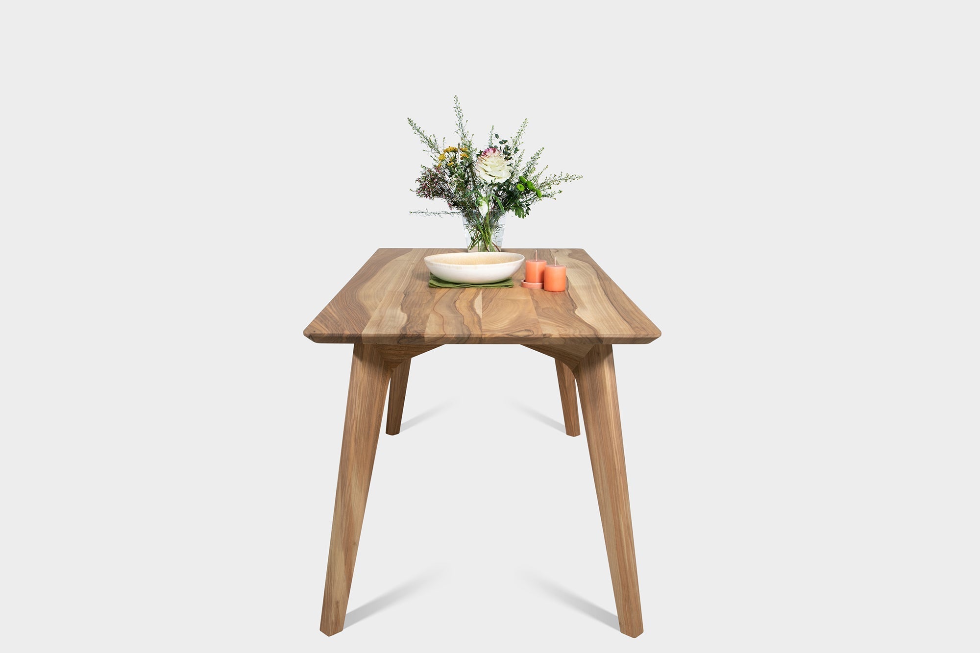 Table à manger extensible en Noyer | AMBER S