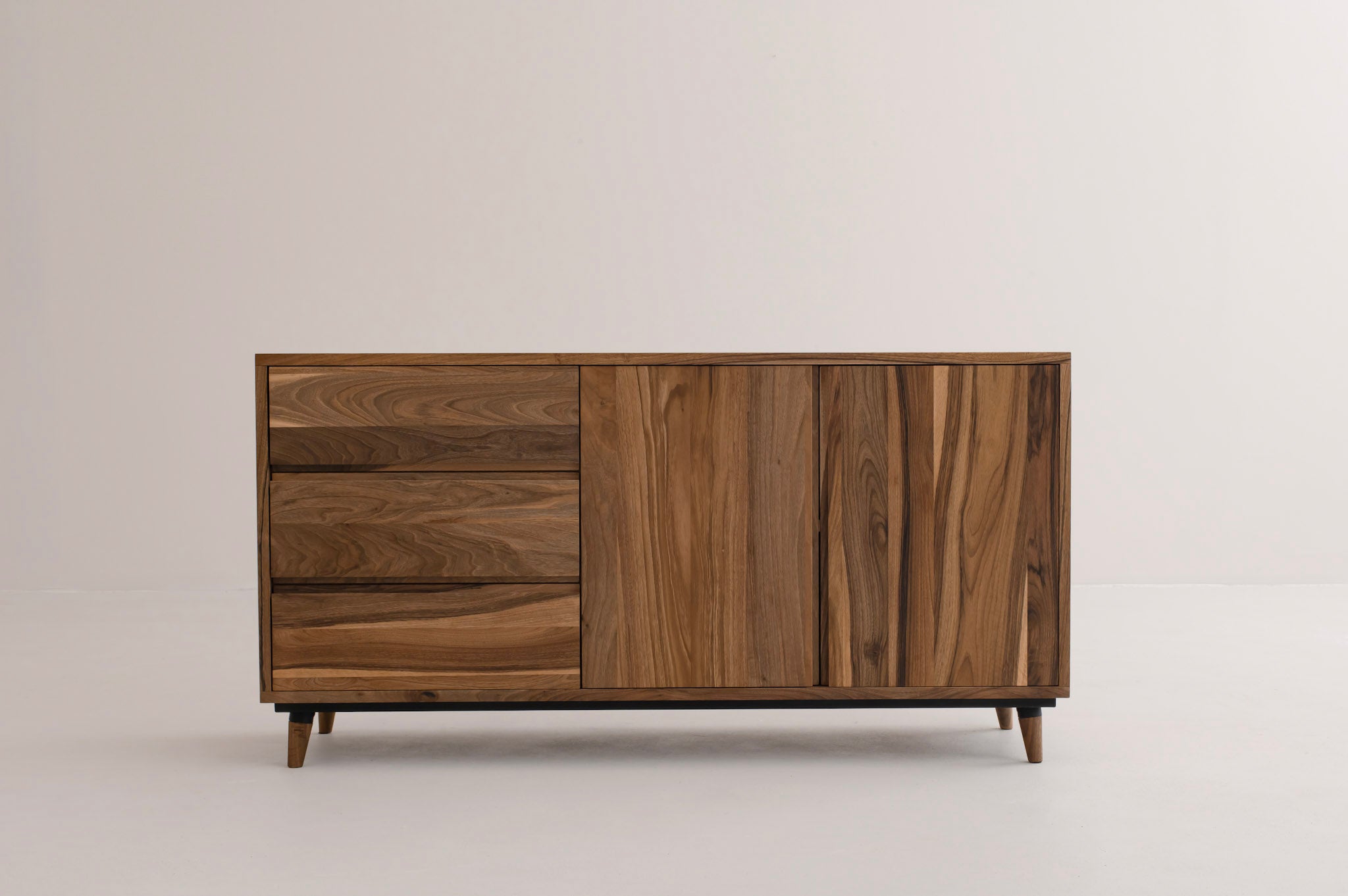 METIN Sideboard image 23