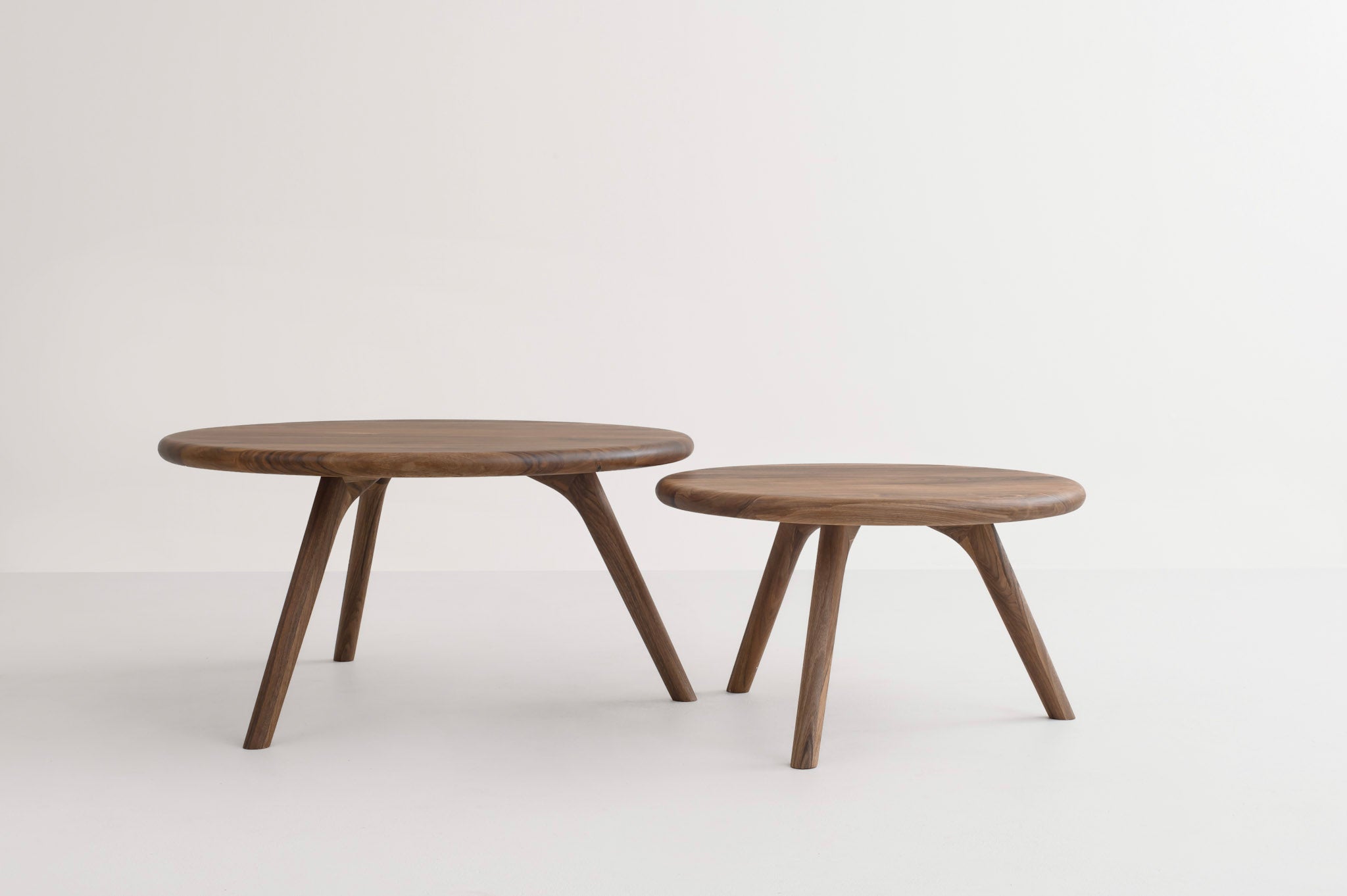 ARLEN | Nesting Round Coffee Tables image 28