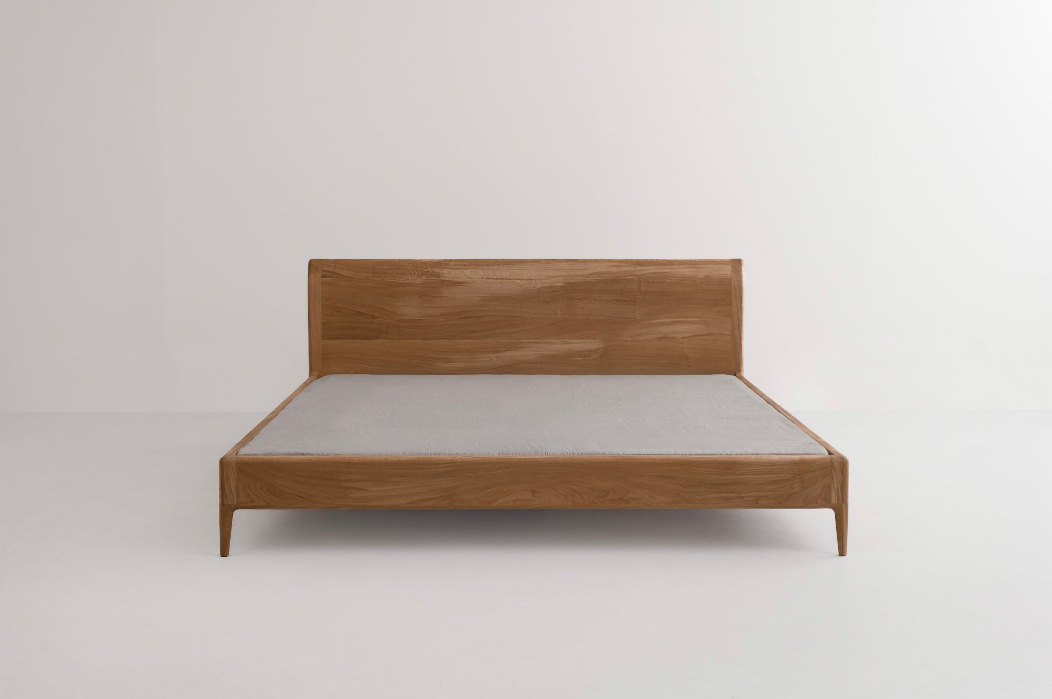 LÜNA | Bedframe
