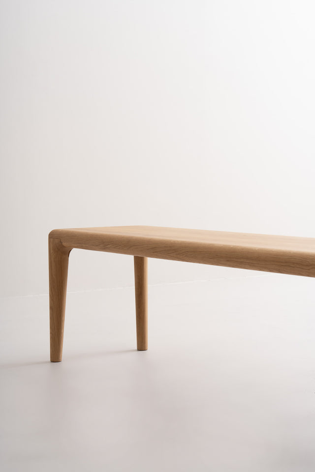 LÜNA S | Dining Table image 9