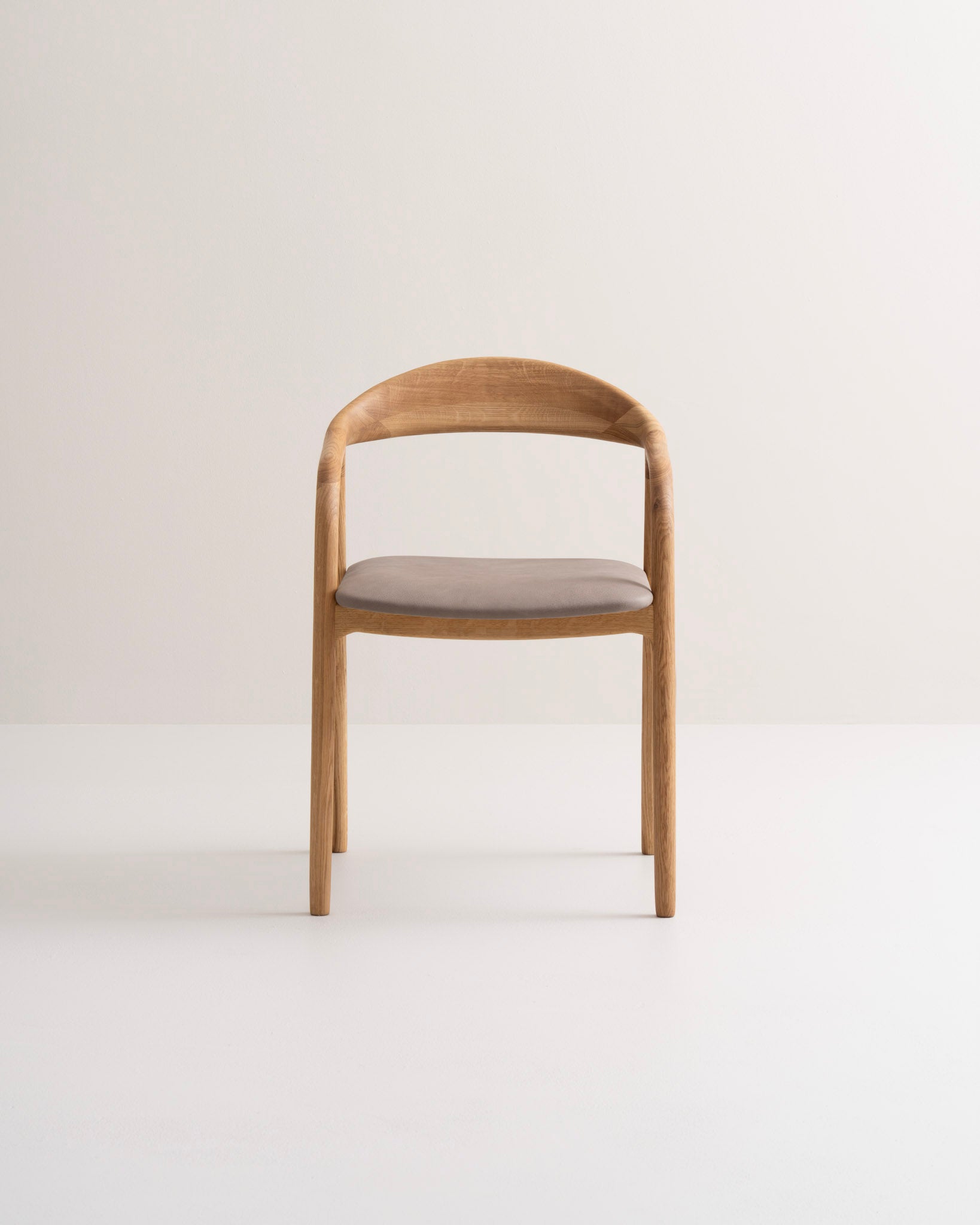 LELA S | Chair