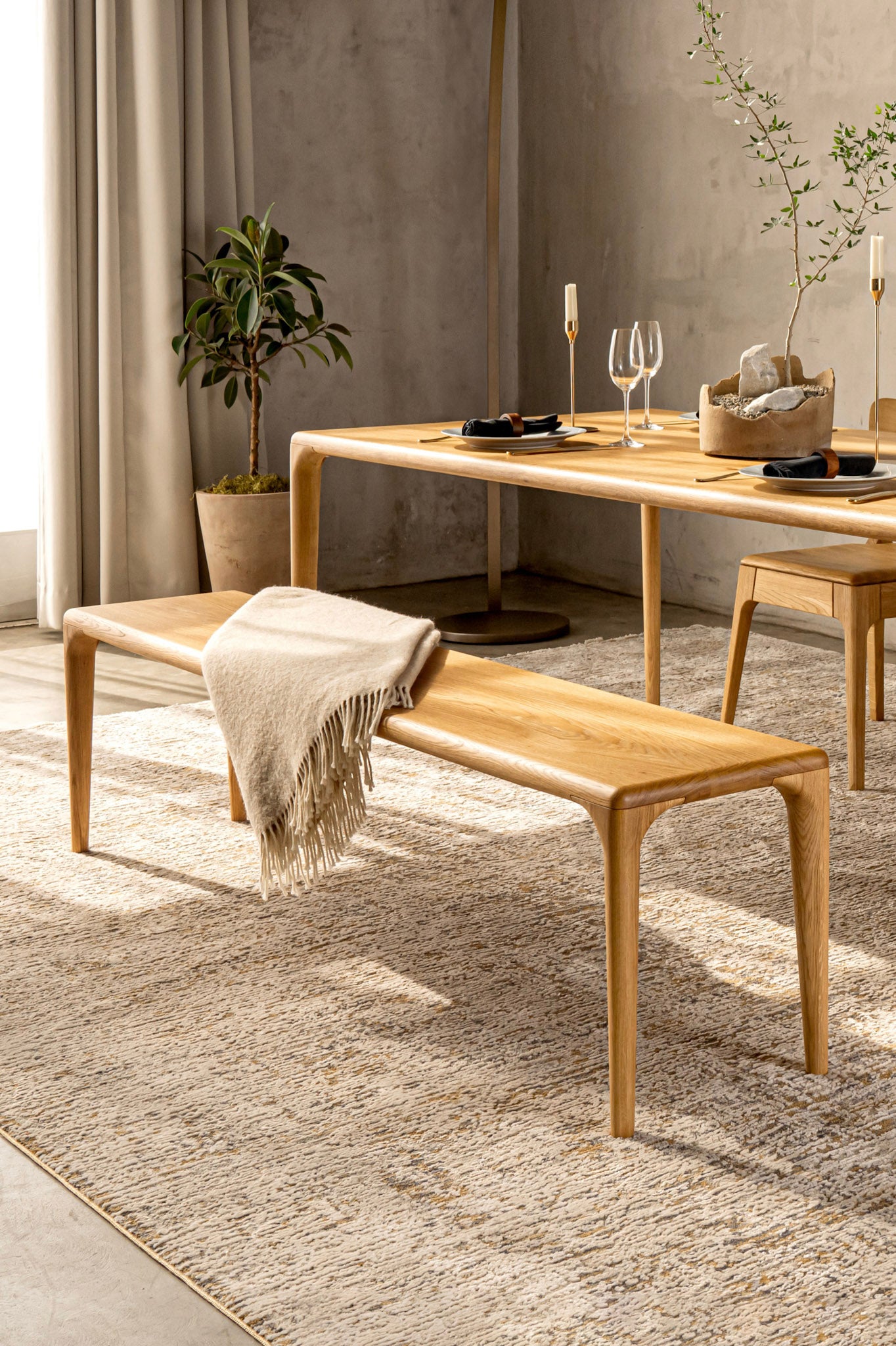 LÜNA | Bank aus Nussbaum