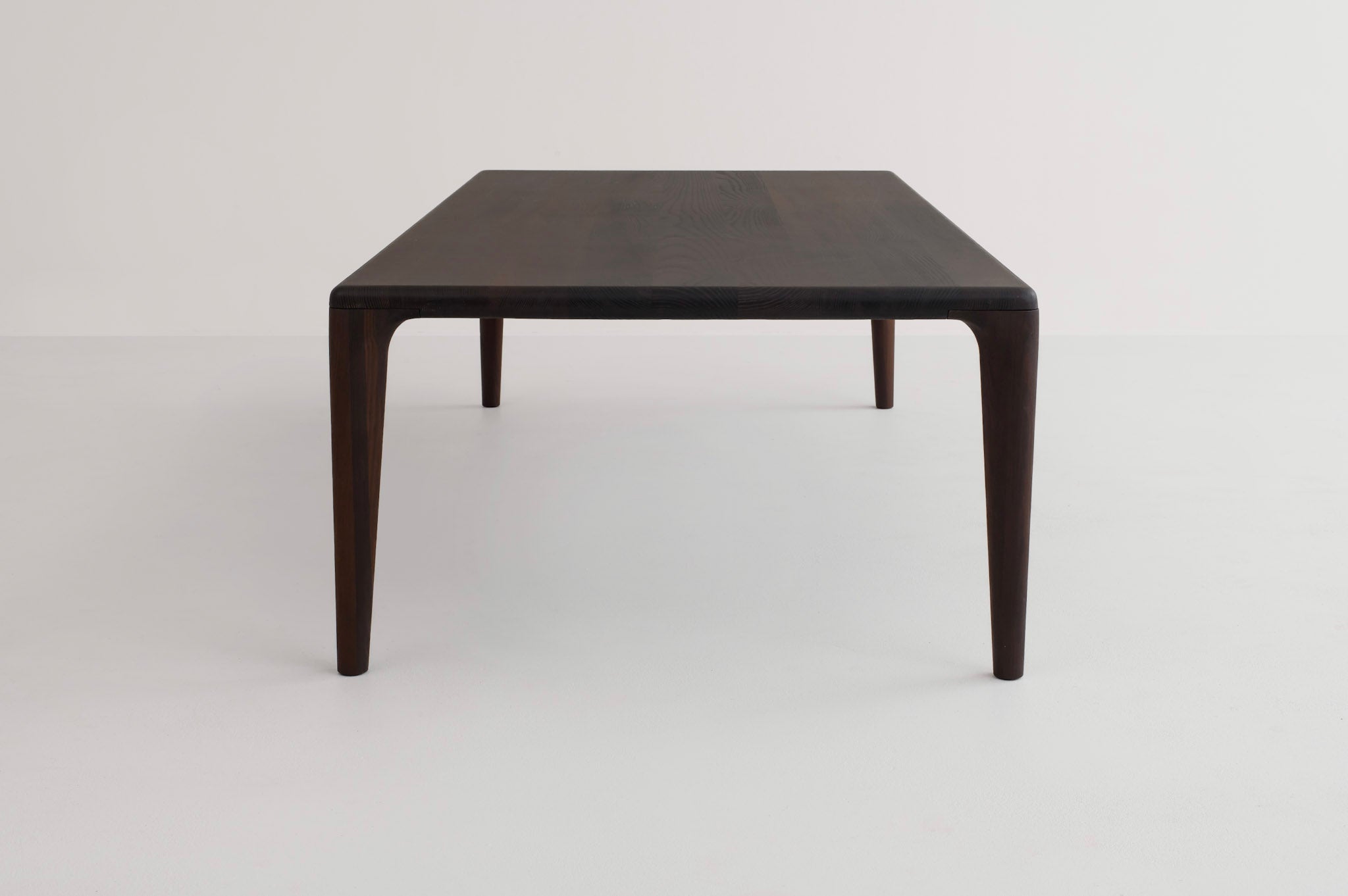 LÜNA | Smoked Ash Coffee Table