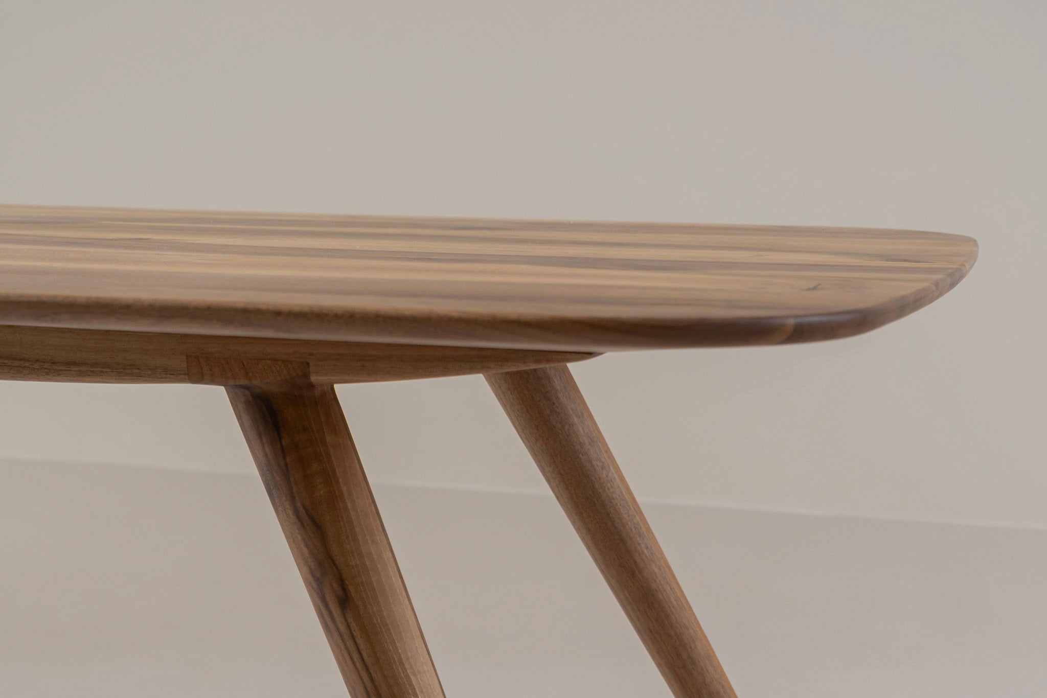 TAVI | Table à manger image 61