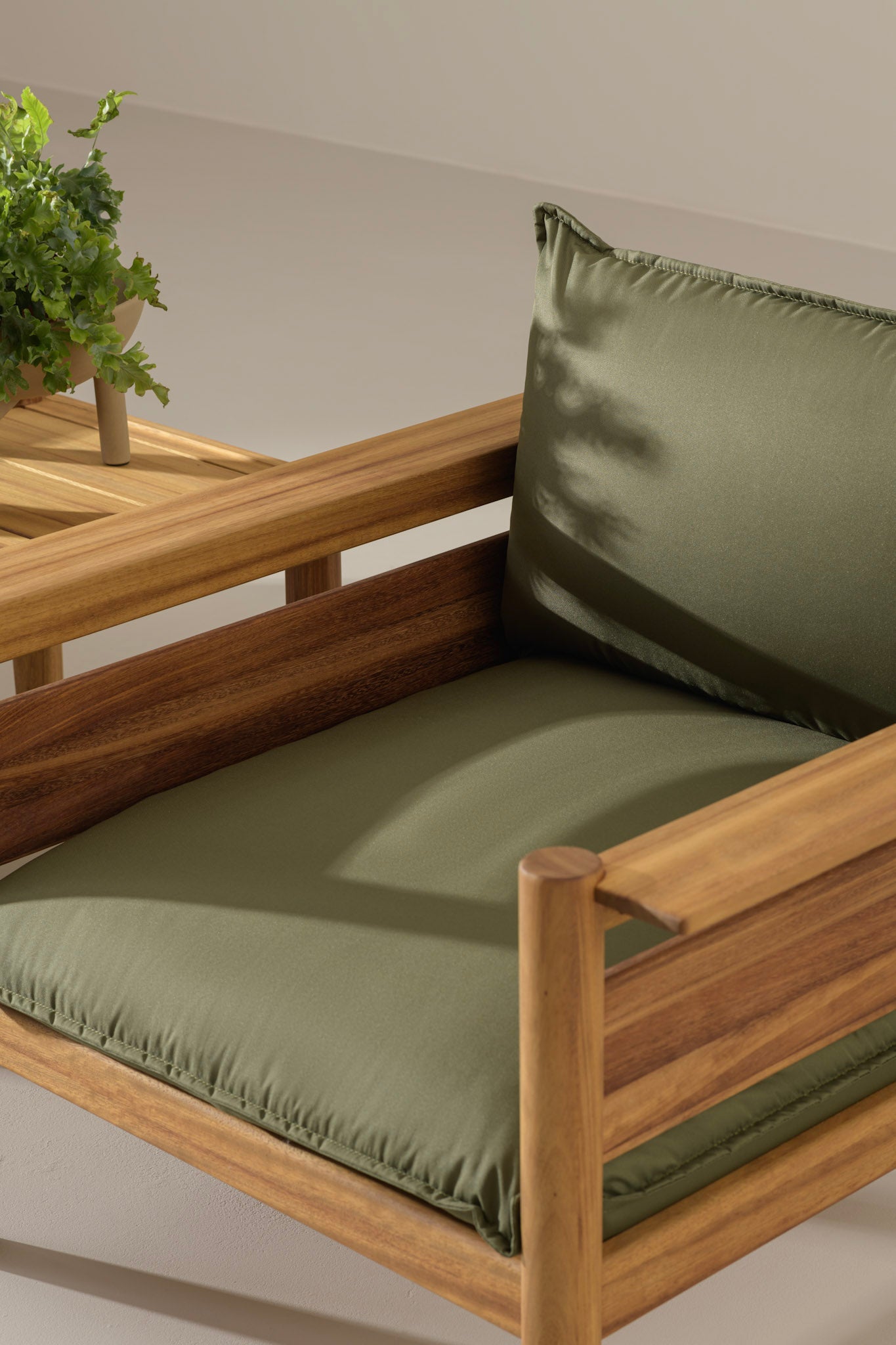 MOS Lounger image 15