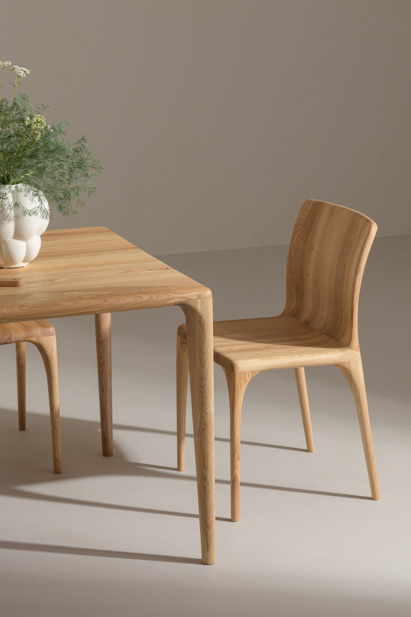 LÜNA Chair