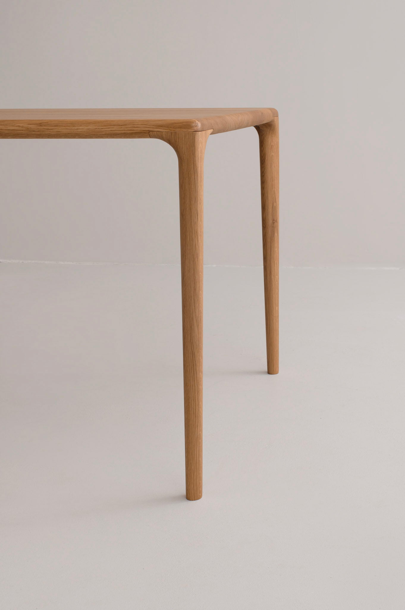 LÜNA Dining Table image 61