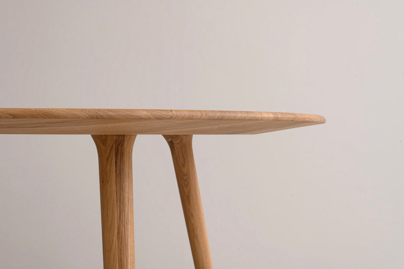 LUCIA Oval Dining Table