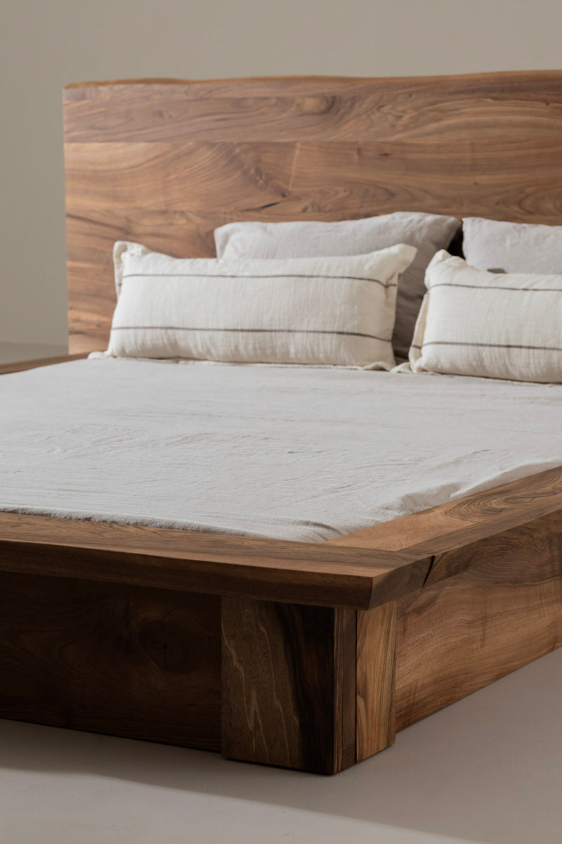 KAATJE Bedframe