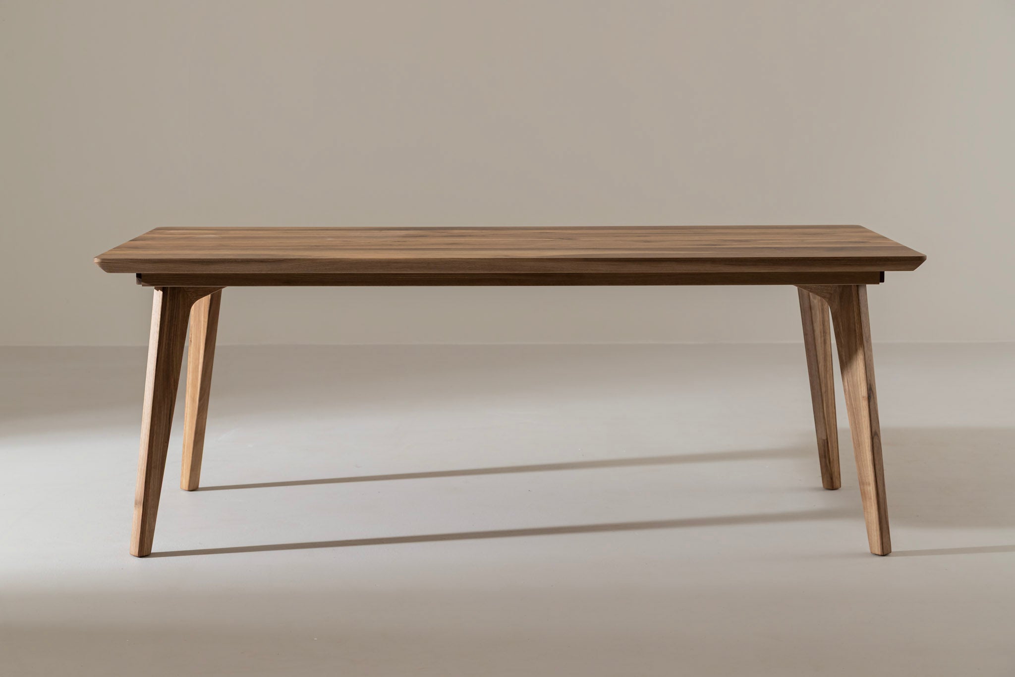 AMBER Walnut Extendable Dining Table