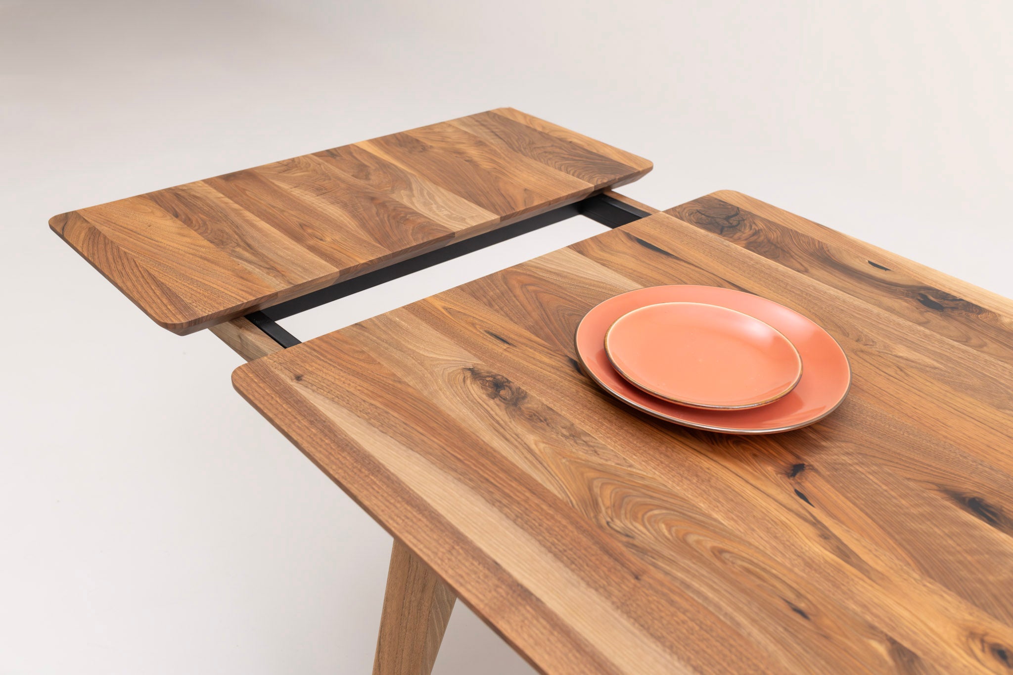 AMBER S | Walnut Extendable Dining Table