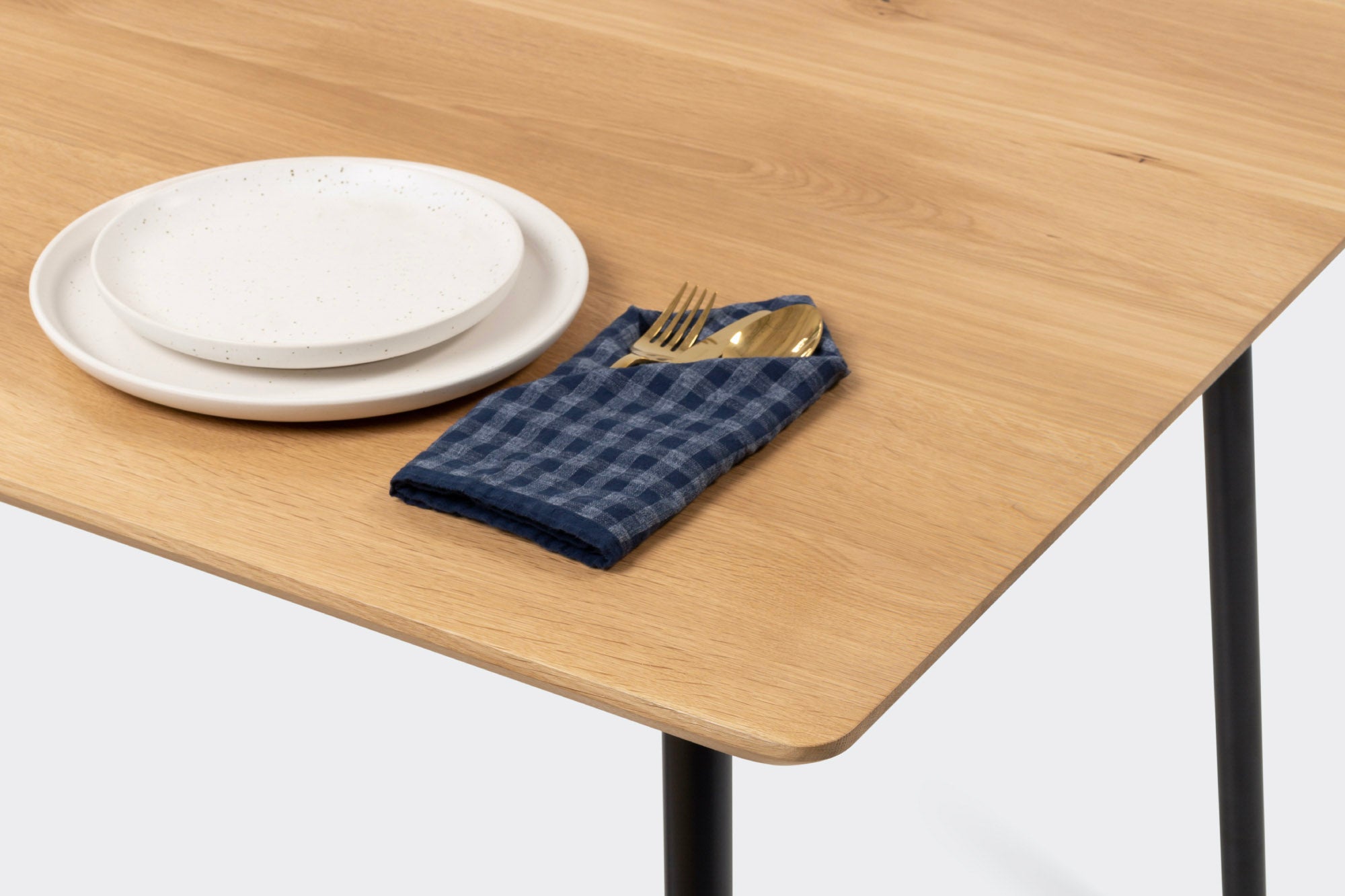 MARTA Oak Dining Table