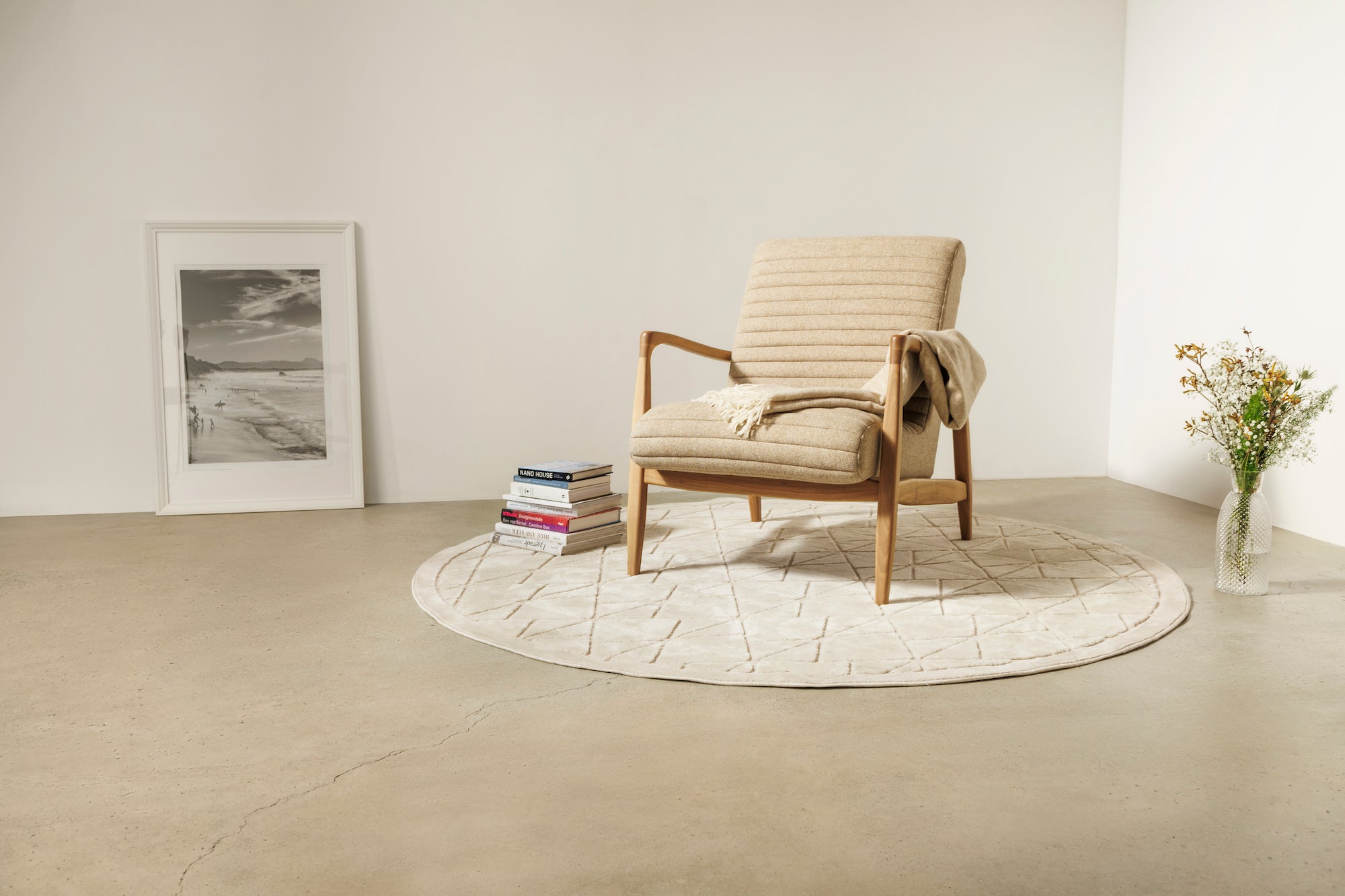 LAICA | Modern Armchair and Ottoman in Italian Leather or Wool