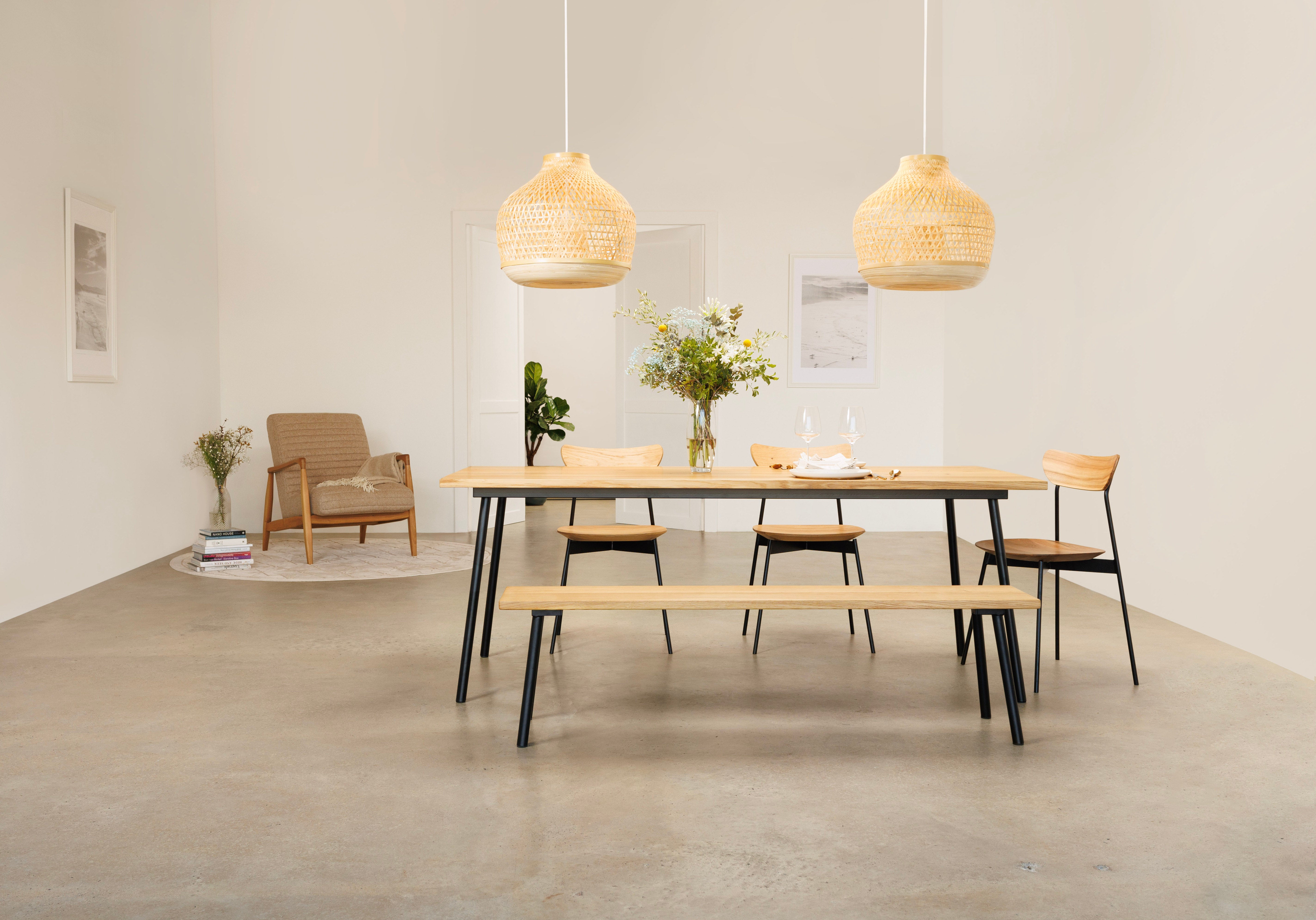 MARTA Dining Table