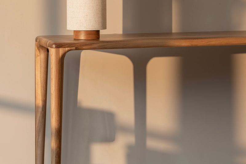 LÜNA Console Table