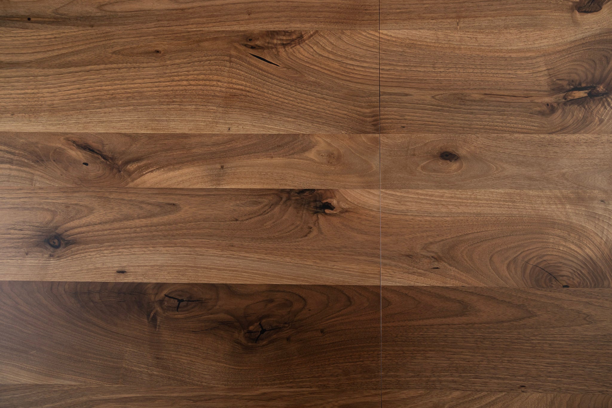 AMBER Walnut Extendable Dining Table