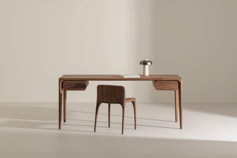 LUNA Desk