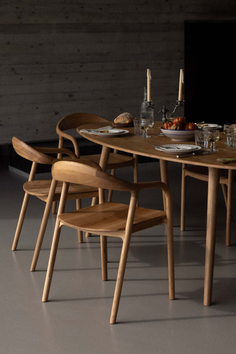 LUCIA Oval Dining Table