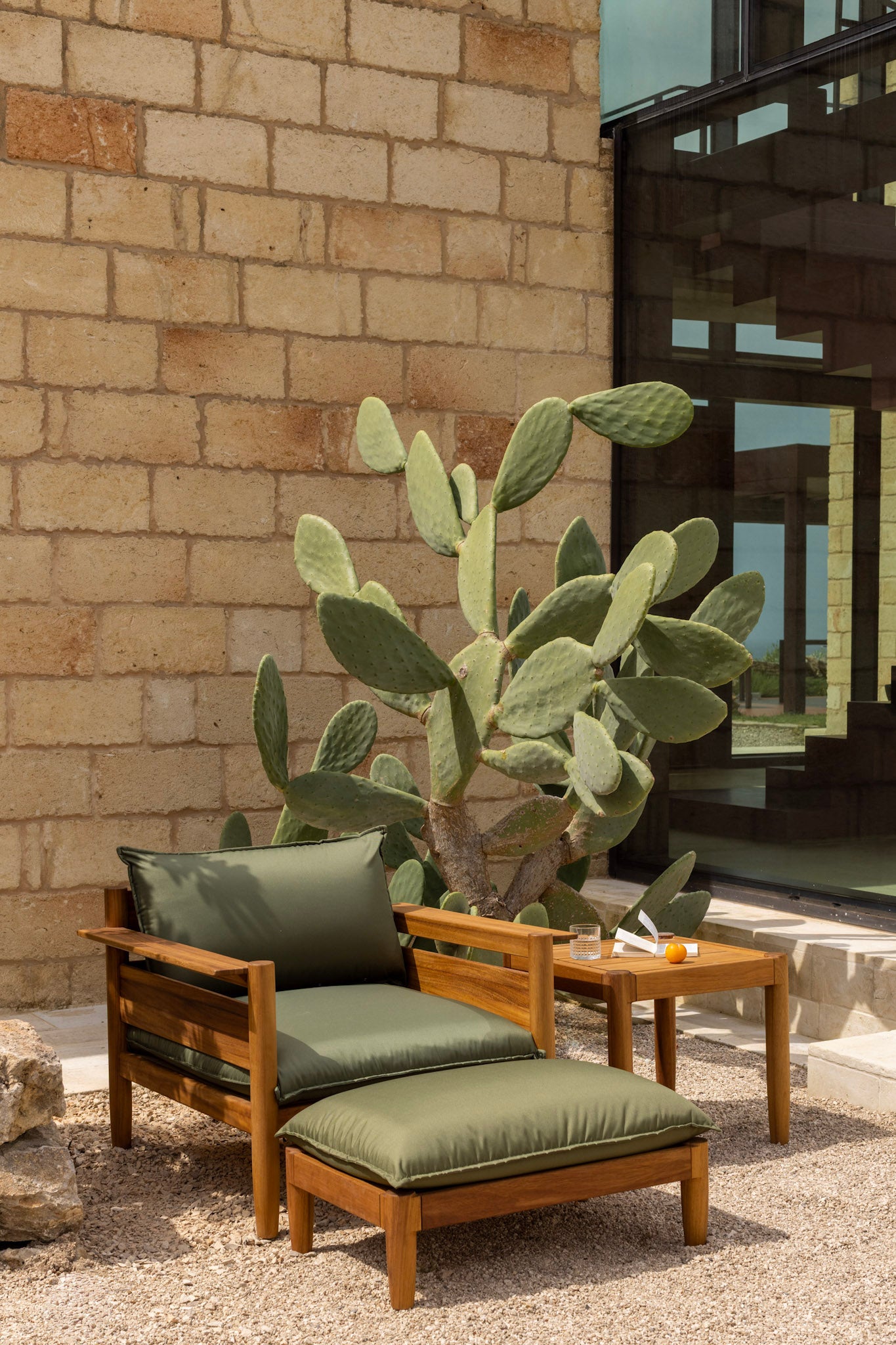 MOS Lounger image 19