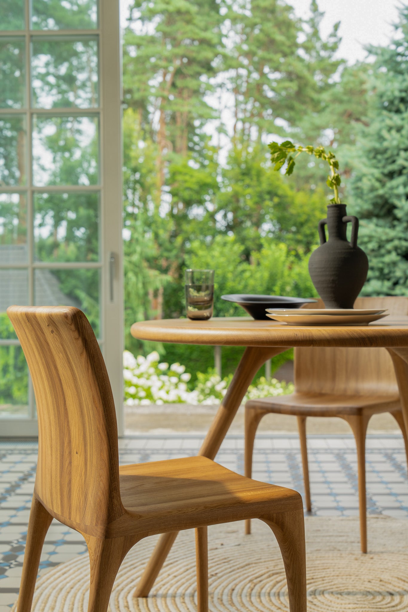 ARLEN Round Dining Tables image 11