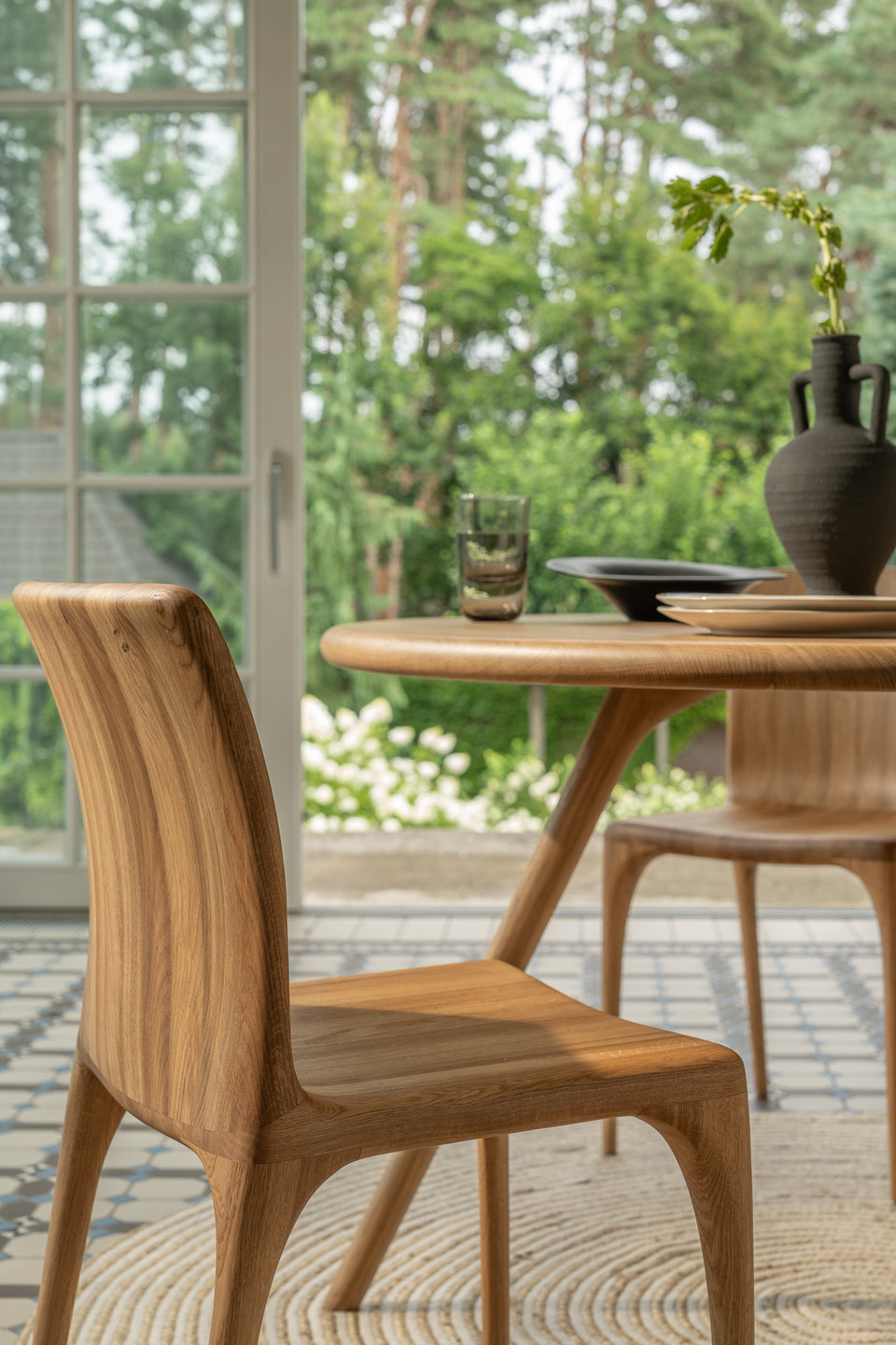 Eco-friendly hardwax finish for lasting protection.