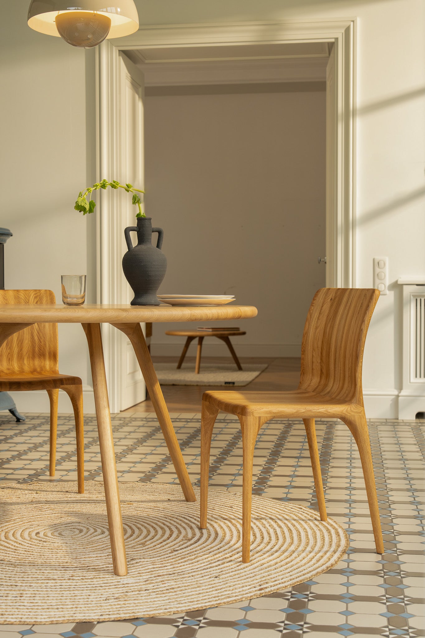 ARLEN Round Dining Tables image 7