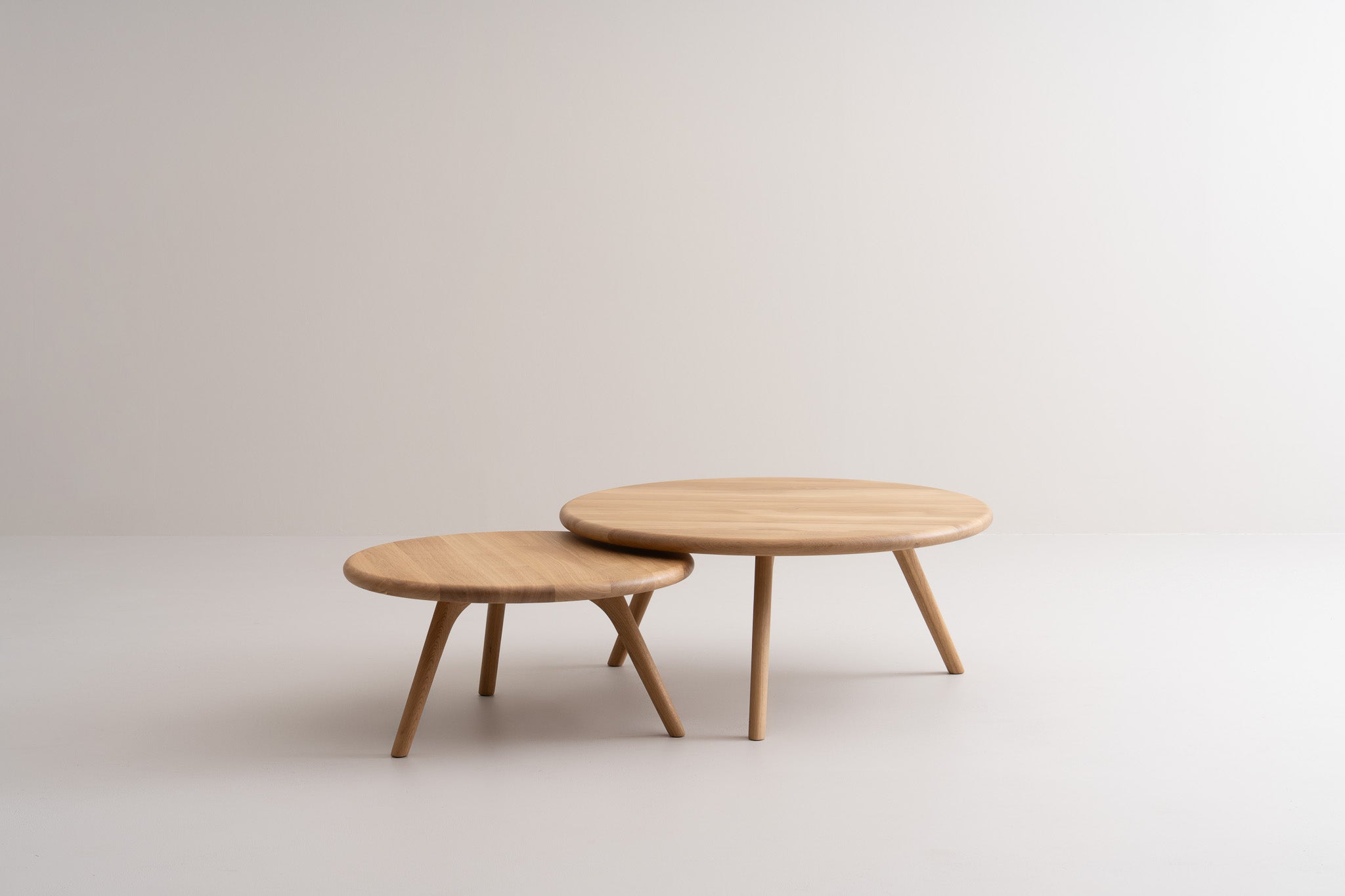 ARLEN | Runder Couchtisch image 3
