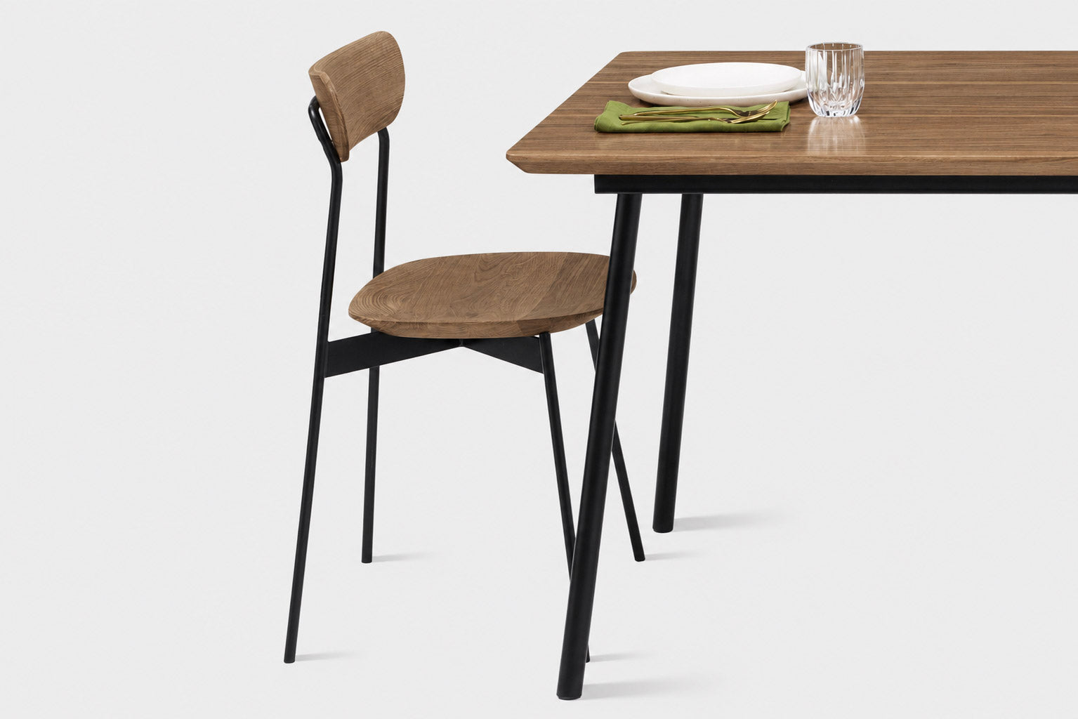 MARTA Walnut Chair