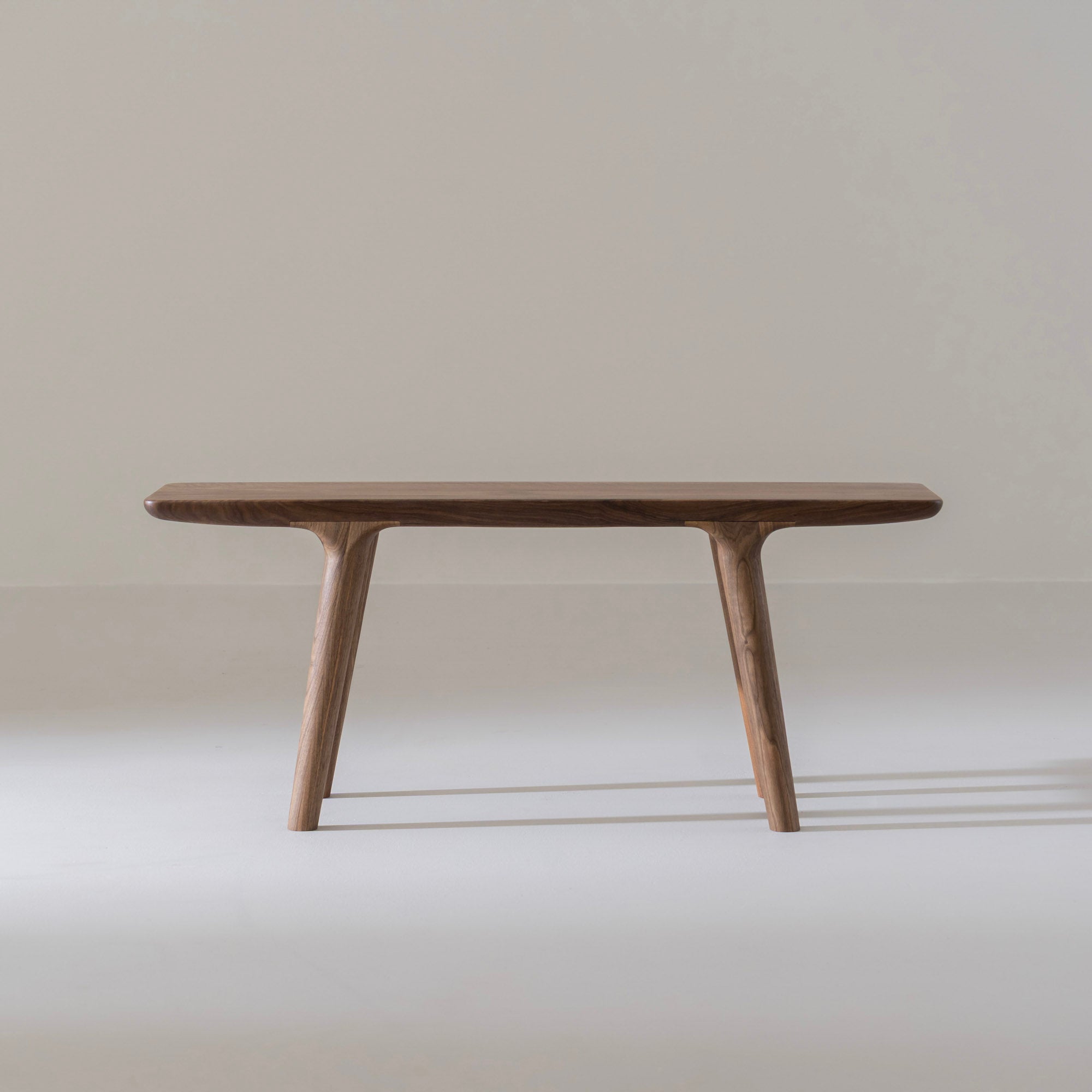 BRUNO | Bank van walnoothout