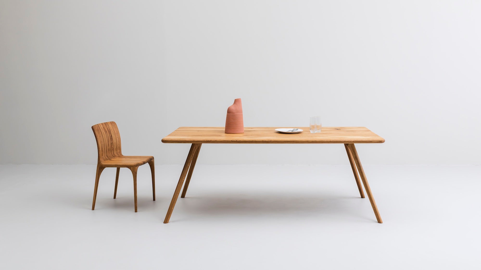 ARLEN Dining Tables image 1