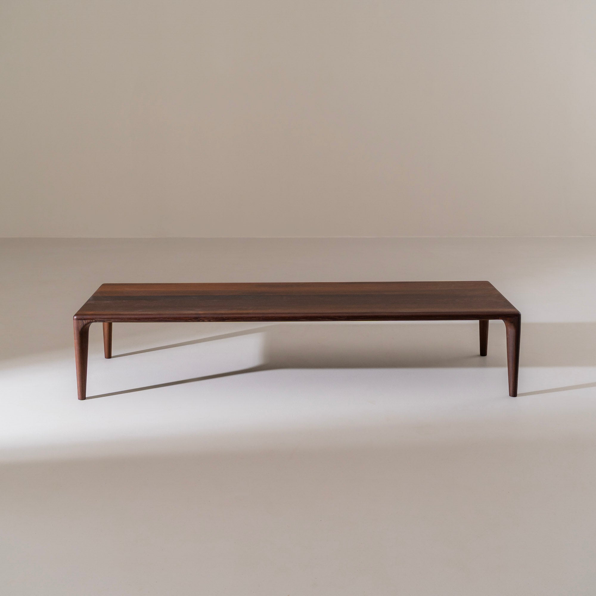 LÜNA Coffee Table image 1