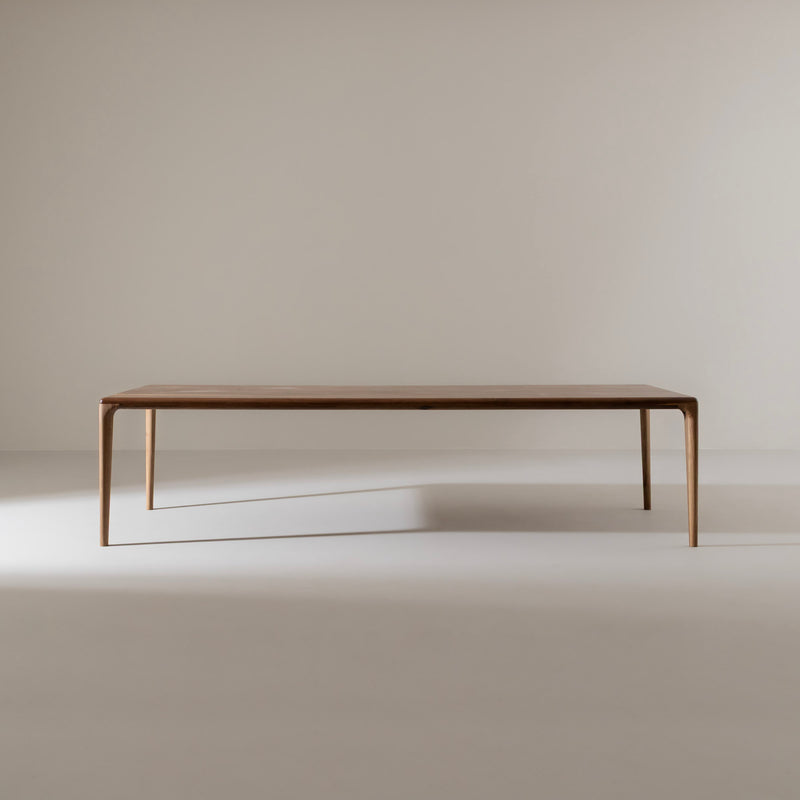 LÜNA S Eettafel