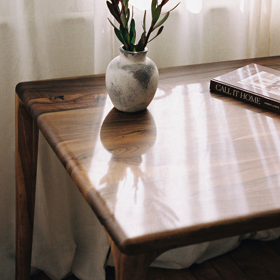 LÜNA | Table à manger 