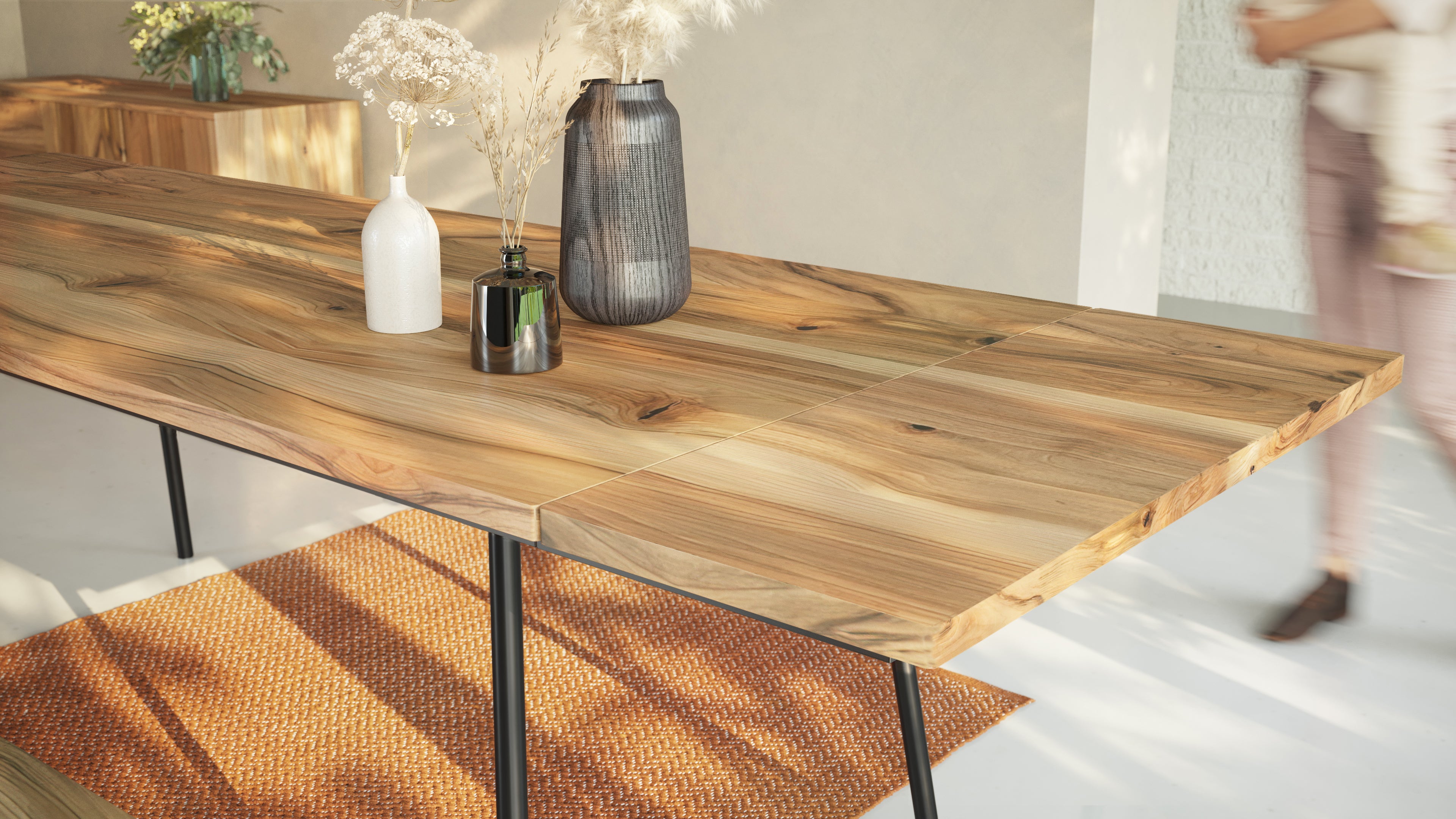 MARTA S | Walnut Extendable Dining Table