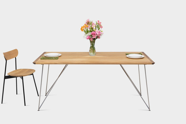 EVELIE | Mid-Century Modern Oak Dining Table