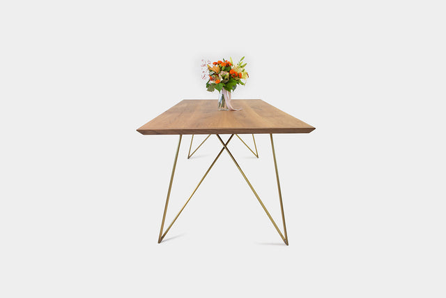 EVELIE | Mid-Century Modern Oak Dining Table